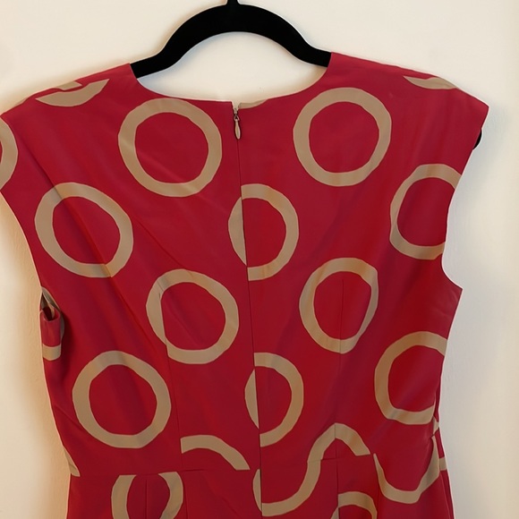 Gorgeous Sexy Dressy or Casual Never Worn Lovely Color and design - Picture 5 of 6